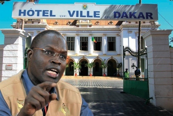 Khalifa Sall, maire de Dakarr: « Les salaires pourraient ne pas être payés en novembre » Khalifa Sall, maire de Dakarr: « Les salaires pourraient ne pas être payés en novembre »