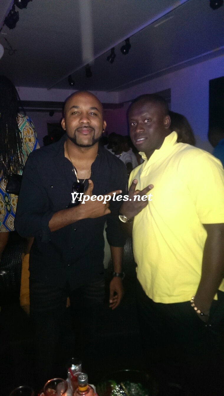 Assane Mbaye le Dj de Dakar of New York en compagnie de l'artiste Nigerien Bank Assane Mbaye le Dj de Dakar of New York en compagnie de l'artiste Nigerien Bank