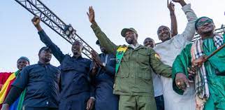 Document : YAW « déchire » l’arrêté du préfet et va marcher par force ! Document : YAW « déchire » l’arrêté du préfet et va marcher par force !