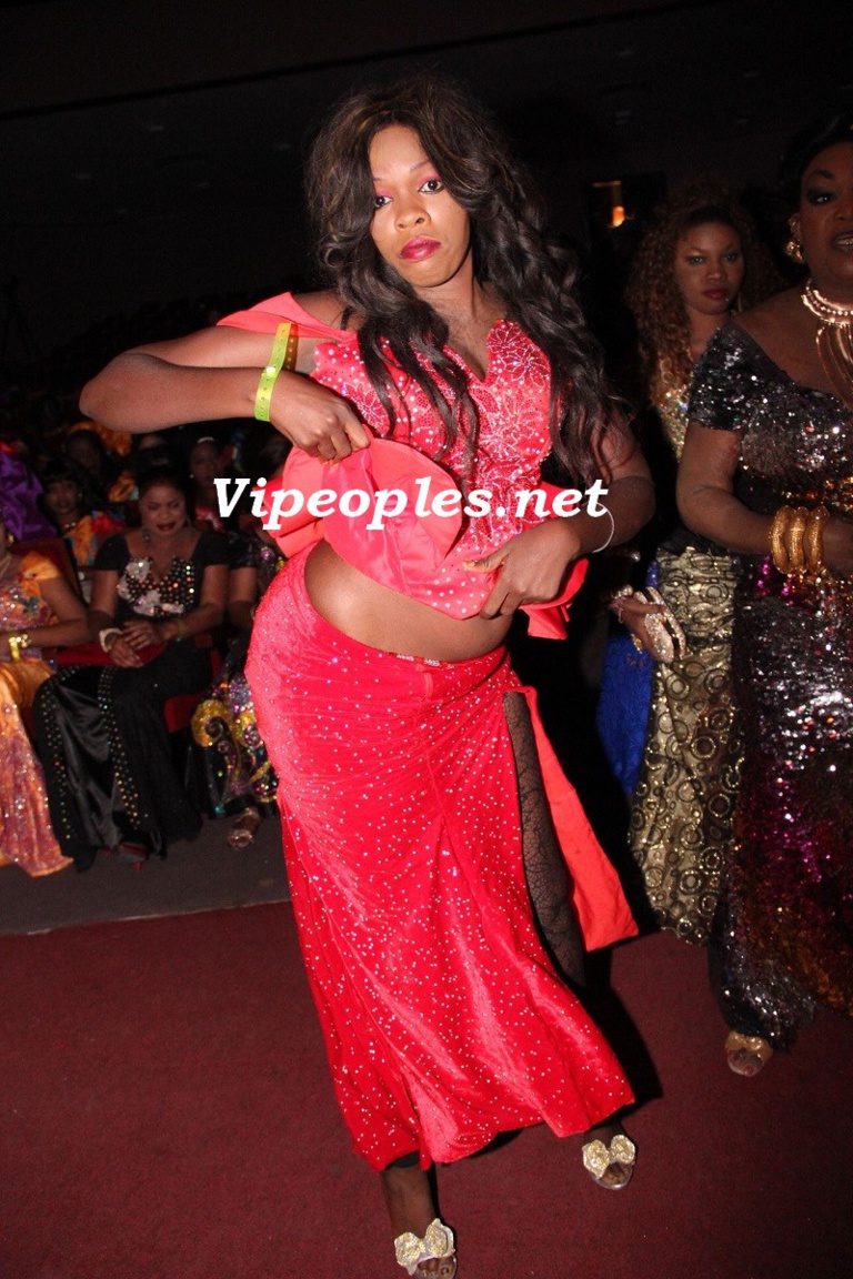 Anniversaire Ngoné Ndiaye Nguéweul à Sorano en images. Regardez Anniversaire Ngoné Ndiaye Nguéweul à Sorano en images. Regardez