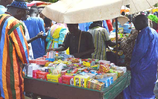 Criminalité au Sahel : Plus de 400.000 personnes décèdent chaque année pour avoir consommé des médicaments falsifiés Criminalité au Sahel : Plus de 400.000 personnes décèdent chaque année pour avoir consommé des médicaments falsifiés