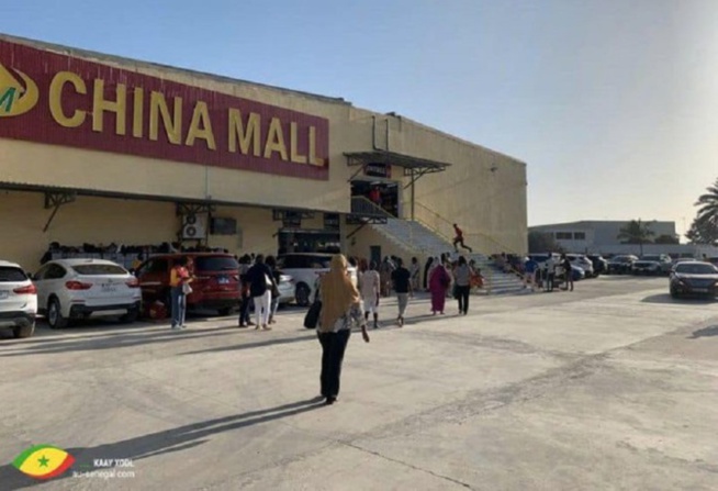 Alerte rouge de l’ACIS qui interpelle l’Etat du Sénégal :«China Mall est mille fois plus dangereuse qu’Auchan…» Alerte rouge de l’ACIS qui interpelle l’Etat du Sénégal :«China Mall est mille fois plus dangereuse qu’Auchan…»