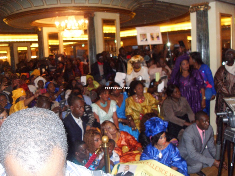 ITALIE: MACKY SALL accueilli à Milan par la communauté Sénégalaise ITALIE: MACKY SALL accueilli à Milan par la communauté Sénégalaise