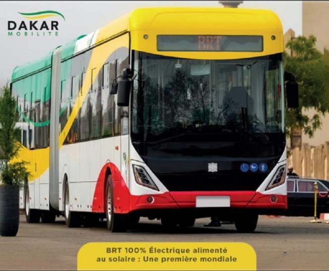 Défilé du 4 avril : Présentation du premier bus du BRT 100% électrique de Dakar Défilé du 4 avril : Présentation du premier bus du BRT 100% électrique de Dakar