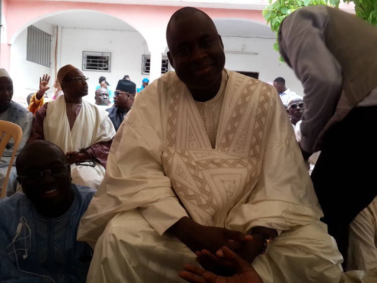 Images du baptéme de Seydina Mouhamed Diouf fils du chanteur Pape Diouf. Regardez