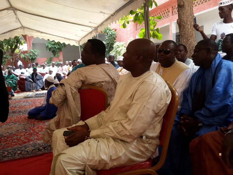 Images du baptéme de Seydina Mouhamed Diouf fils du chanteur Pape Diouf. Regardez