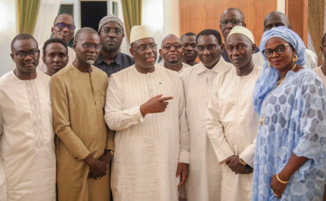 Pénuries d'eau, oisiveté des jeunes, percée de l'opposition...: Andu Nawlé de Fatick demande au Chef de l’Etat plus de considération pour sa base politique Pénuries d'eau, oisiveté des jeunes, percée de l'opposition...: Andu Nawlé de Fatick demande au Chef de l’Etat plus de considération pour sa base politique