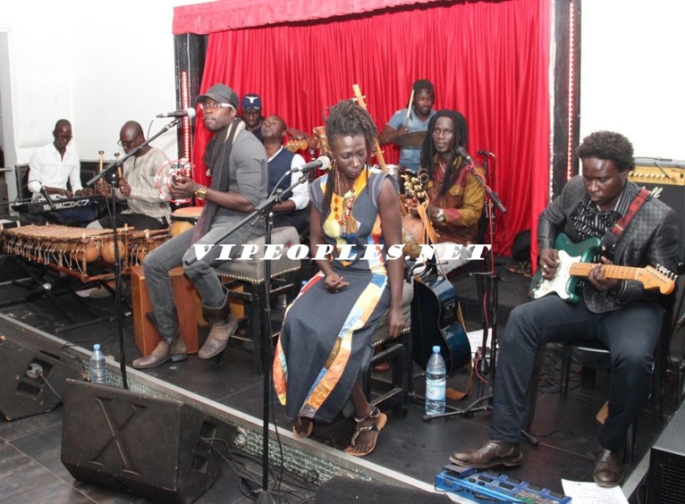 Sidy Samb a présenté son album international "Sunu". Regardez