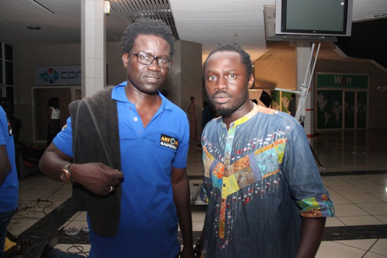 Avant première: 21 images du tournage du clip « Rakadjou » de Pape Diouf. Regardez Avant première: 21 images du tournage du clip « Rakadjou » de Pape Diouf. Regardez