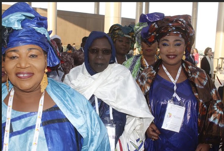 15e Sommet francophonie à Dakar : l’arrivée de la bande Kiné Lam et Cie 15e Sommet francophonie à Dakar : l’arrivée de la bande Kiné Lam et Cie