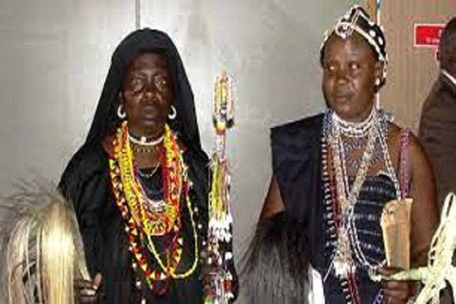 Le cousinage à plaisanterie : Ne brisons pas le rempart ! Pr Babacar Sene Le cousinage à plaisanterie : Ne brisons pas le rempart ! Pr Babacar Sene