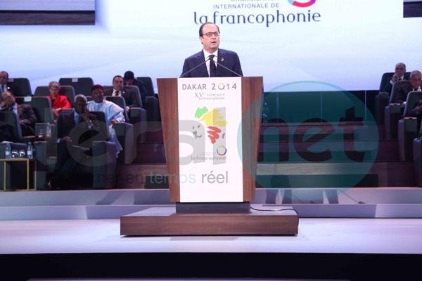 Hollande : "Le sommet de Dakar a été une réussite du début à la fin" Hollande : "Le sommet de Dakar a été une réussite du début à la fin"
