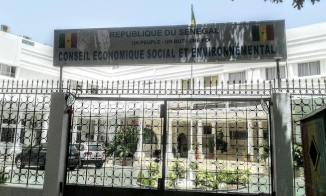 Cese : 8 membres boycottent la réunion de l’instance convoquée par Idy Cese : 8 membres boycottent la réunion de l’instance convoquée par Idy