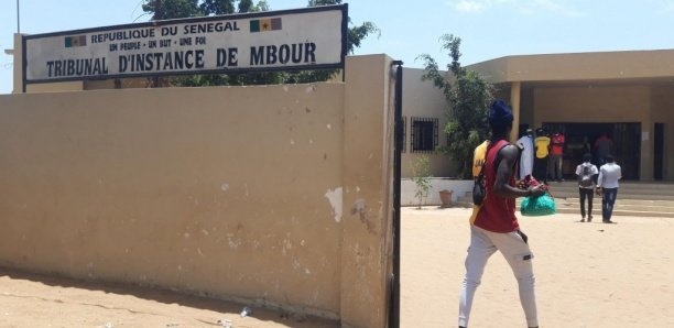 Agression des militants de Pastef : Le juge sermonne les prévenus et leur ordonne de rester à l’écart de la gestion de l’ordre public Agression des militants de Pastef : Le juge sermonne les prévenus et leur ordonne de rester à l’écart de la gestion de l’ordre public
