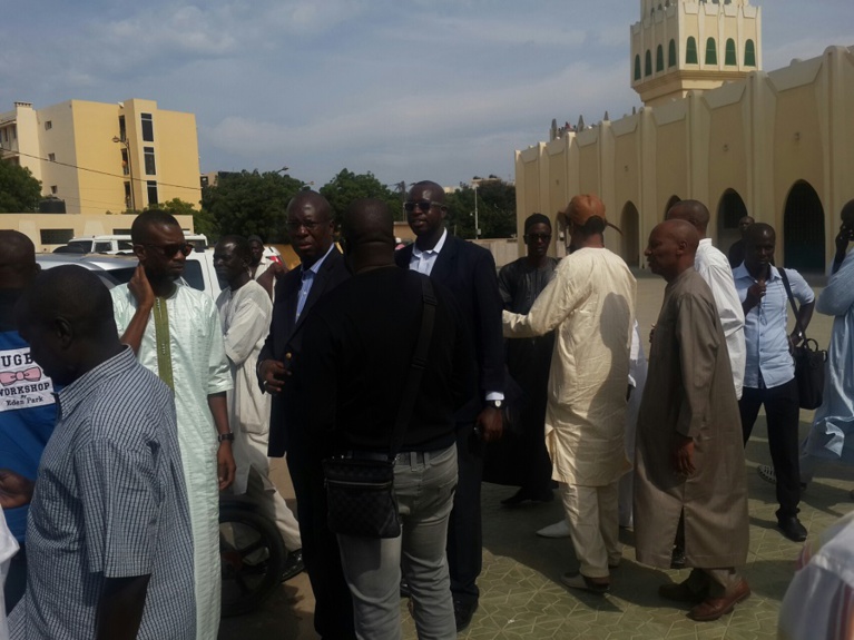 20 Images: Demba Dia a rejoint sa dernière demeure, les cimetières de Yoff aujourd'hui avec un mot: Un homme de Dieu.