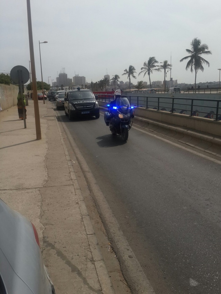 20 Images: Demba Dia a rejoint sa dernière demeure, les cimetières de Yoff aujourd'hui avec un mot: Un homme de Dieu.