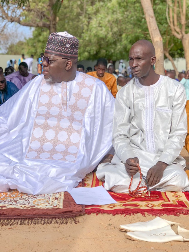 Korité 2023: Admirez la belle tenue du maire de Pire Mamadou Ndoye Bane en images. Korité 2023: Admirez la belle tenue du maire de Pire Mamadou Ndoye Bane en images.