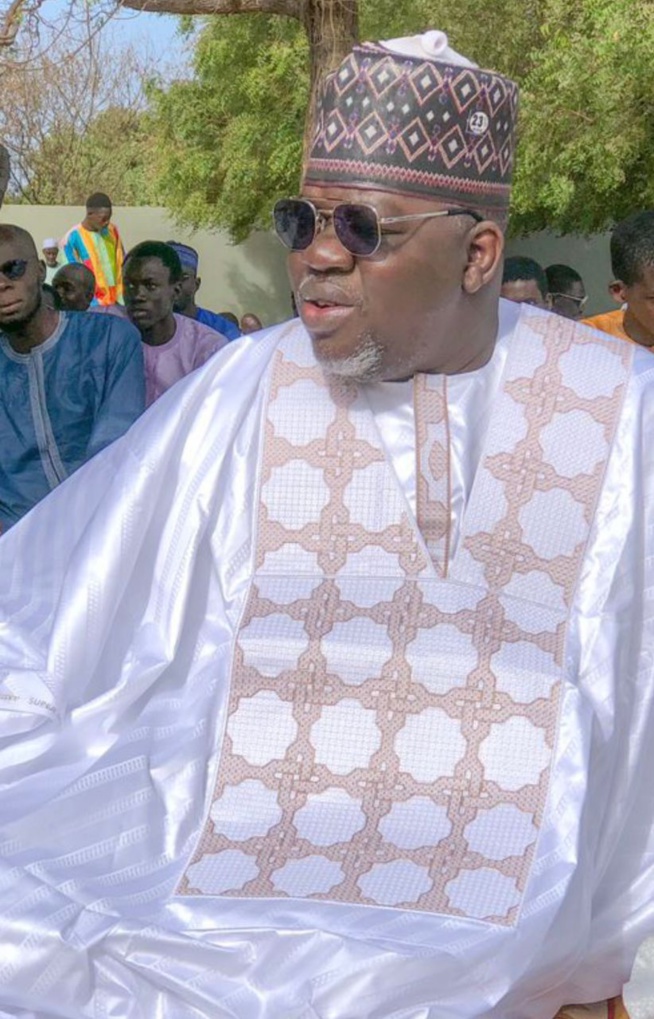 Korité 2023: Admirez la belle tenue du maire de Pire Mamadou Ndoye Bane en images. Korité 2023: Admirez la belle tenue du maire de Pire Mamadou Ndoye Bane en images.