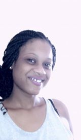 Coumba Ly de la série " bour nguéweul" sans maquillage. Regardez