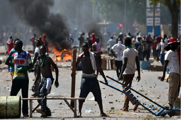 Retour de parquet: Les 23 personnes interpellées à Ngor, poursuivis des chefs d’actes de nature à compromettre la sécurité publique... Retour de parquet: Les 23 personnes interpellées à Ngor, poursuivis des chefs d’actes de nature à compromettre la sécurité publique...