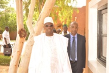 Pour l'émergence des femmes du Baol, le ministre Moustapha Diop met 600 millions sur la table Pour l'émergence des femmes du Baol, le ministre Moustapha Diop met 600 millions sur la table