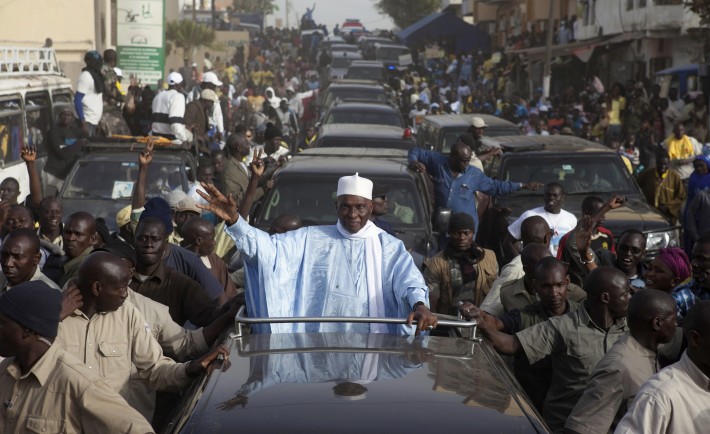 Accueil exceptionnel de Wade à Touba: Il efface Macky, sans mobilisation et sans ndigeul