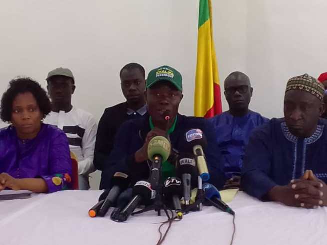 Urgent / Appel au dialogue du Président Sall : Taxawu Sénégal de Khalifa Sall décide de répondre Urgent / Appel au dialogue du Président Sall : Taxawu Sénégal de Khalifa Sall décide de répondre