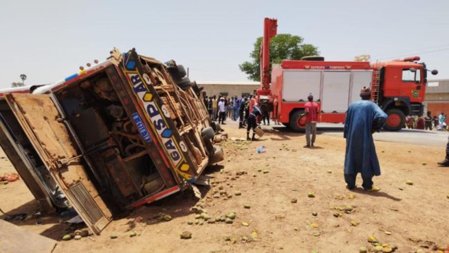 Kaolack : Les images du terrible accident de Kahone dévoilées Kaolack : Les images du terrible accident de Kahone dévoilées