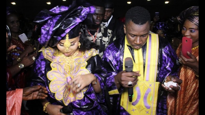 DIRECT: Nuit du bazin entrée explosive de Djiby Drame et Maman Chérie explose la salle du King Fhad DIRECT: Nuit du bazin entrée explosive de Djiby Drame et Maman Chérie explose la salle du King Fhad