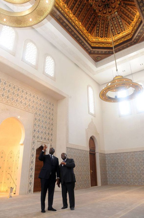 Macky Sall au Gabon: "Je ne suis pas Dieu, je suis un être humain" Macky Sall au Gabon: "Je ne suis pas Dieu, je suis un être humain"