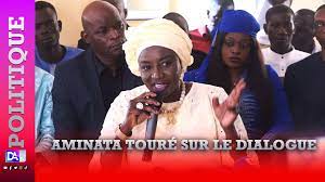 Aminata Touré : "Le Pds n'est pas participant au dialogue, il "est co organisateur avec le Président Sall" Aminata Touré : "Le Pds n'est pas participant au dialogue, il "est co organisateur avec le Président Sall"