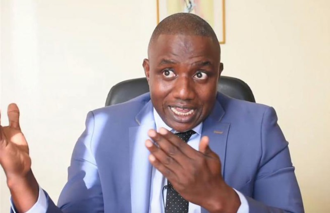 Yoro Dia au commande de la communication de la Présidence de la Républe: Les choses sont devenues plus fluides et plus professionnelles. Yoro Dia au commande de la communication de la Présidence de la Républe: Les choses sont devenues plus fluides et plus professionnelles.