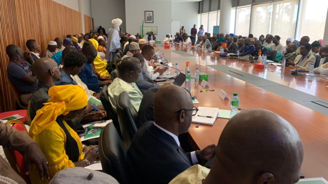 EN IMAGES: Conseil interministériel consacré à la préparation de la tabaski, présidé par le PM Amadou Ba. EN IMAGES: Conseil interministériel consacré à la préparation de la tabaski, présidé par le PM Amadou Ba.