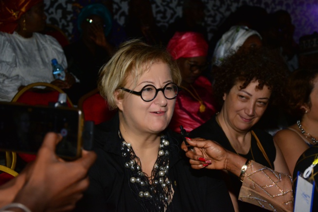 Retour sur scène réussi pour Coumba Gawlo :La diva assure son show, après trois années d’absence Retour sur scène réussi pour Coumba Gawlo :La diva assure son show, après trois années d’absence