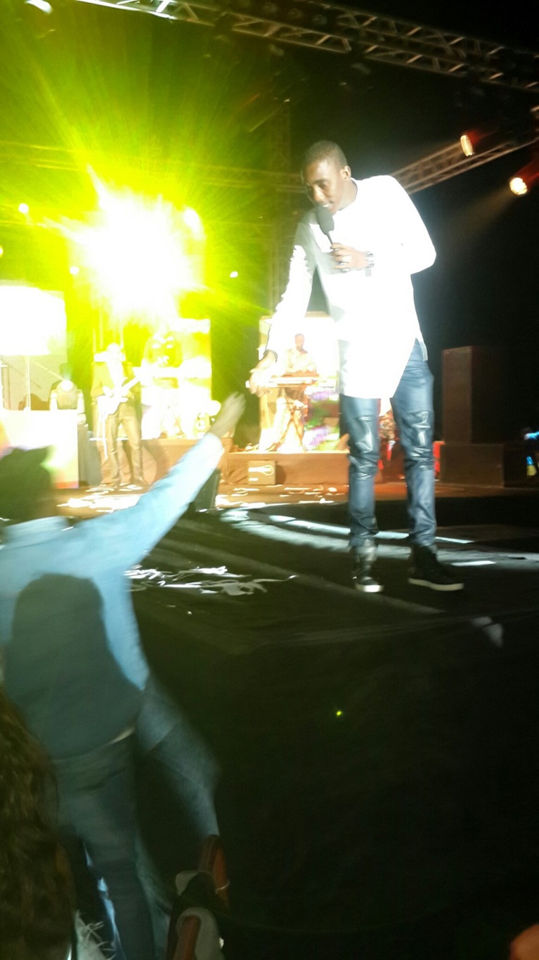 Les images de la soirée de Prince PAB EVENTS avec Waly Seck à la place du souvenir