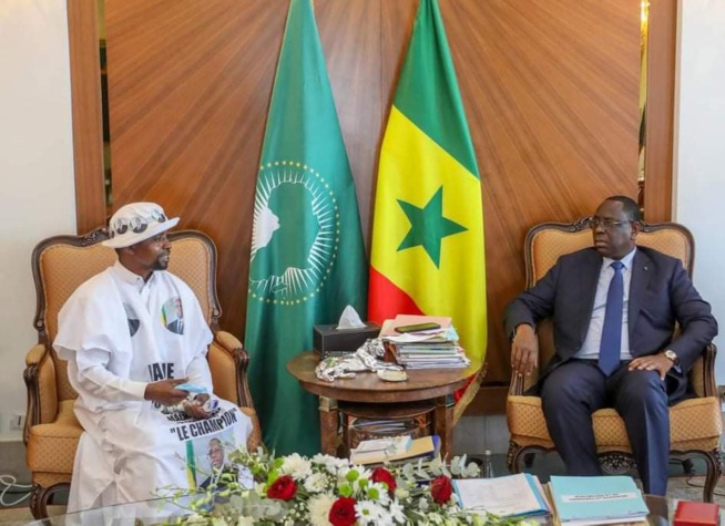 Kolda / Nouveau homonyme du Président Macky Sall : Abdoul Godos nomme son tout nouveau-né, Macky Sall Diallo Kolda / Nouveau homonyme du Président Macky Sall : Abdoul Godos nomme son tout nouveau-né, Macky Sall Diallo