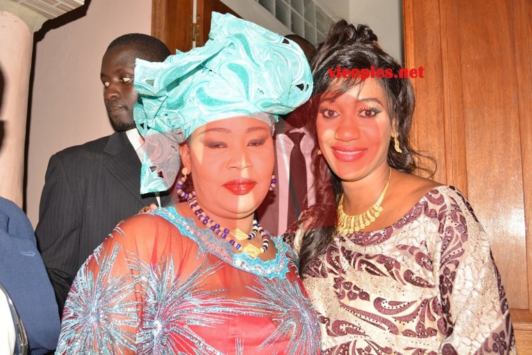 Madame Diouf Bébé Basse en compagnie de Fatou Nguéweul