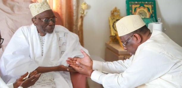 Décès du Cheikh Bécaye Al Bécaye Kounta : Le Président Macky Sall présente ses condoléances à Ndiassane Décès du Cheikh Bécaye Al Bécaye Kounta : Le Président Macky Sall présente ses condoléances à Ndiassane