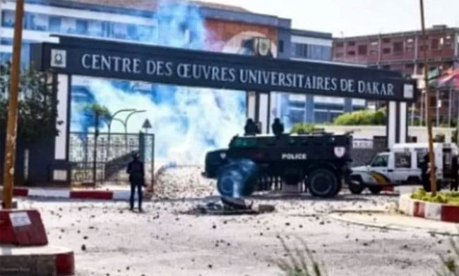 Pavillons du Coud incendiés : 3 étudiants activement recherchés par la Dic Pavillons du Coud incendiés : 3 étudiants activement recherchés par la Dic
