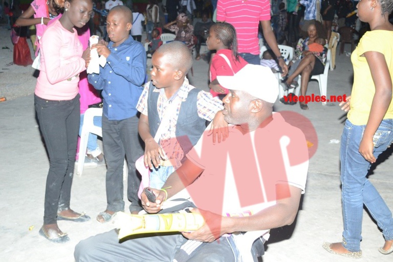 Petit bal des enfants: Ngoné Ndour et son label Prince art gagnent le pari du 25 décembre.Regardez Petit bal des enfants: Ngoné Ndour et son label Prince art gagnent le pari du 25 décembre.Regardez