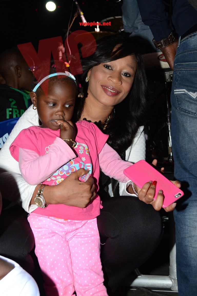 Petit bal des enfants: Ngoné Ndour et son label Prince art gagnent le pari du 25 décembre.Regardez Petit bal des enfants: Ngoné Ndour et son label Prince art gagnent le pari du 25 décembre.Regardez