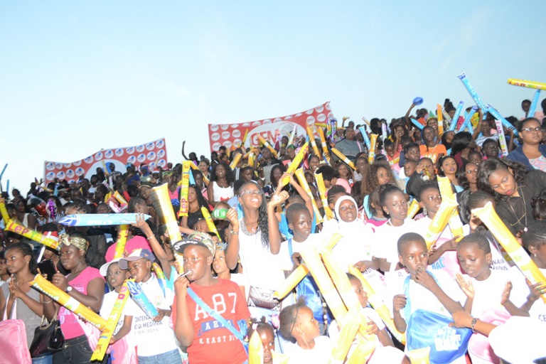 Petit bal des enfants: Ngoné Ndour et son label Prince art gagnent le pari du 25 décembre.Regardez Petit bal des enfants: Ngoné Ndour et son label Prince art gagnent le pari du 25 décembre.Regardez