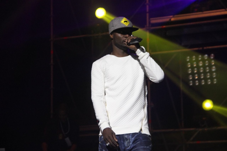 Grand théâtre: Fata relève le défi et marque ses empreintes. Regardez Grand théâtre: Fata relève le défi et marque ses empreintes. Regardez