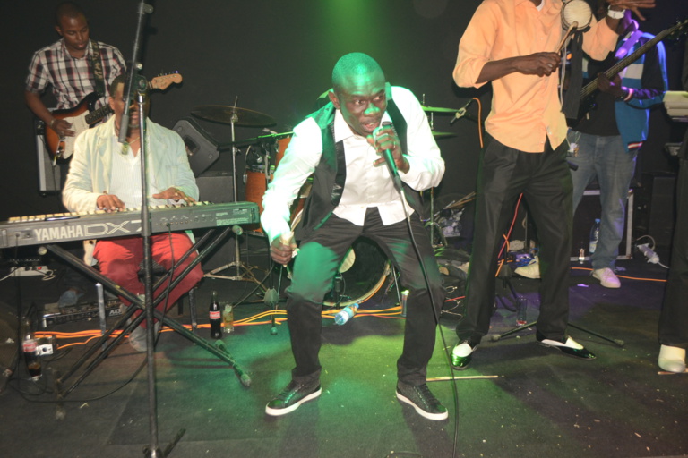 Le rendez-vous dominical des Almadies ce soir avec Pape Diouf au Baramundi: C'est le "Rakkaju show" Le rendez-vous dominical des Almadies ce soir avec Pape Diouf au Baramundi: C'est le "Rakkaju show"