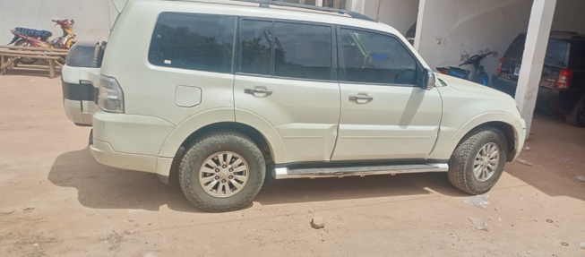 Des armes retrouvées dans l'une de véhicule du caravane de liberté de Sonko dans une station d'essence.
