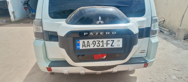 Des armes retrouvées dans l'une de véhicule du caravane de liberté de Sonko dans une station d'essence.