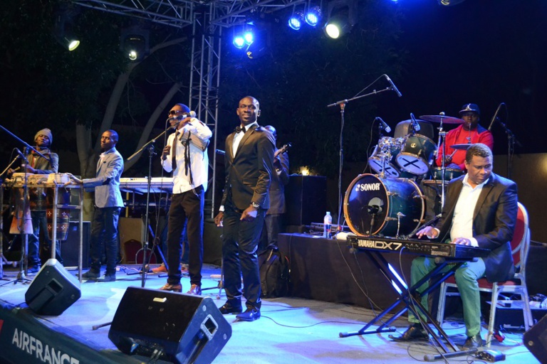 31 Décembre 2015: Pape Diouf exporte son "Rakadiou" à Monotel de la Mauritanie 31 Décembre 2015: Pape Diouf exporte son "Rakadiou" à Monotel de la Mauritanie