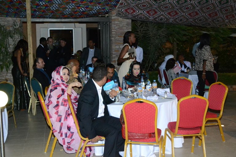 31 Décembre 2015: Pape Diouf exporte son "Rakadiou" à Monotel de la Mauritanie 31 Décembre 2015: Pape Diouf exporte son "Rakadiou" à Monotel de la Mauritanie