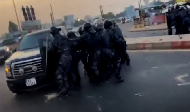 Caravane de la Liberté : Ousmane Sonko, conduit de force chez lui à Cité Keur Gorgui, Mimi Touré condamne. Caravane de la Liberté : Ousmane Sonko, conduit de force chez lui à Cité Keur Gorgui, Mimi Touré condamne.