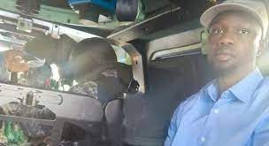 Caravane De La Liberté: Ousmane Sonko Finalement Conduit Chez Lui À La Cité Keur Gorgui Par Le GIGN. Caravane De La Liberté: Ousmane Sonko Finalement Conduit Chez Lui À La Cité Keur Gorgui Par Le GIGN.